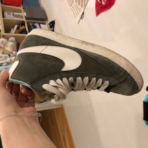 Nike Blazer High Top Sneakers Size:8
